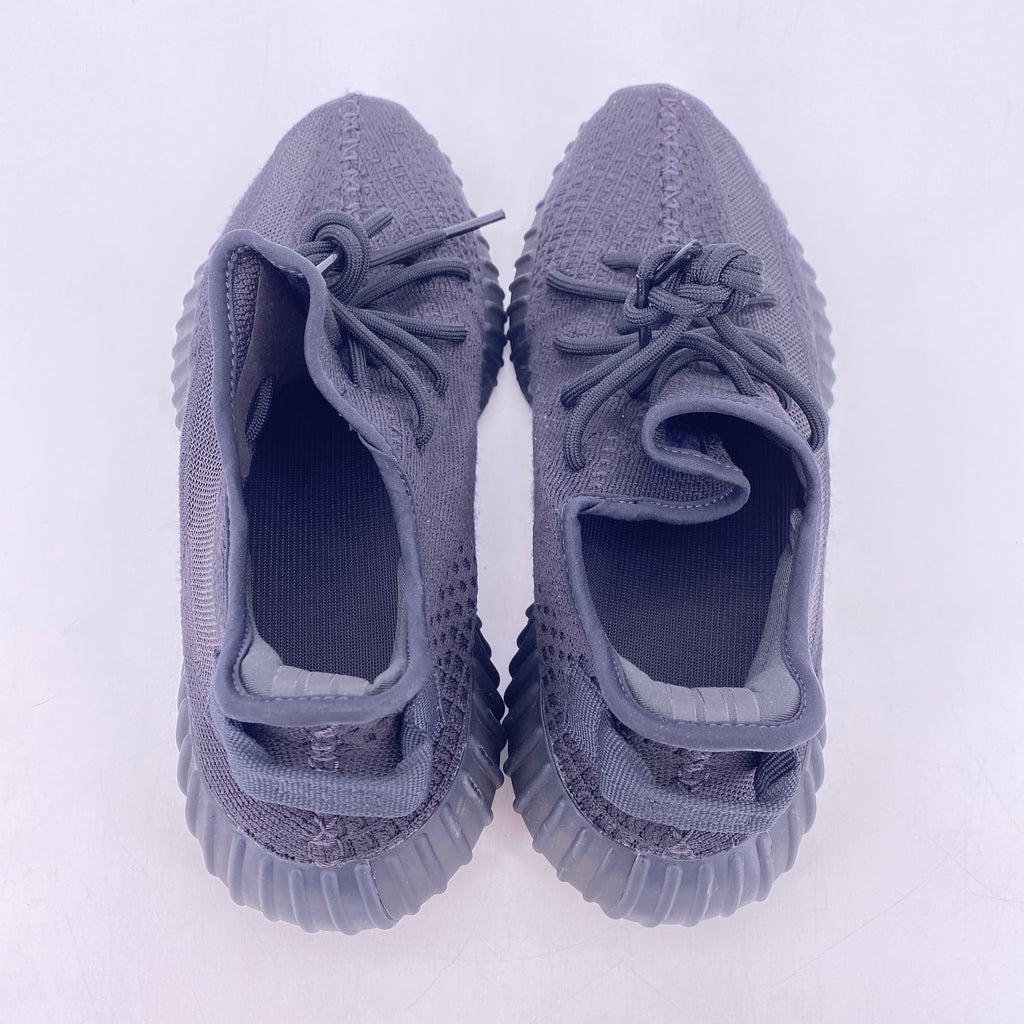 Yeezy 350 v2 "Onyx" 2022 Used Size 10.5