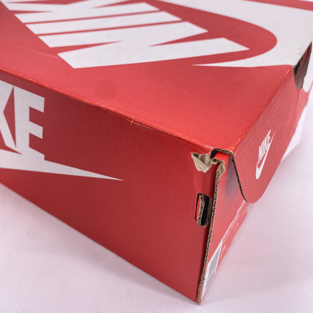 Nike (GS) Air Max 90 "Black Team Red" 2023 Used Size 7Y