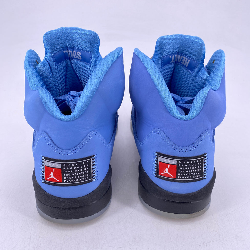 Air Jordan 5 Retro "Unc" 2023 Used Size 11.5