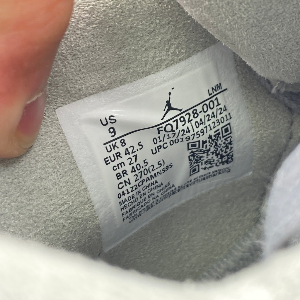 Air Jordan 4 Retro "Wet Cement" 2024 Used Size 9