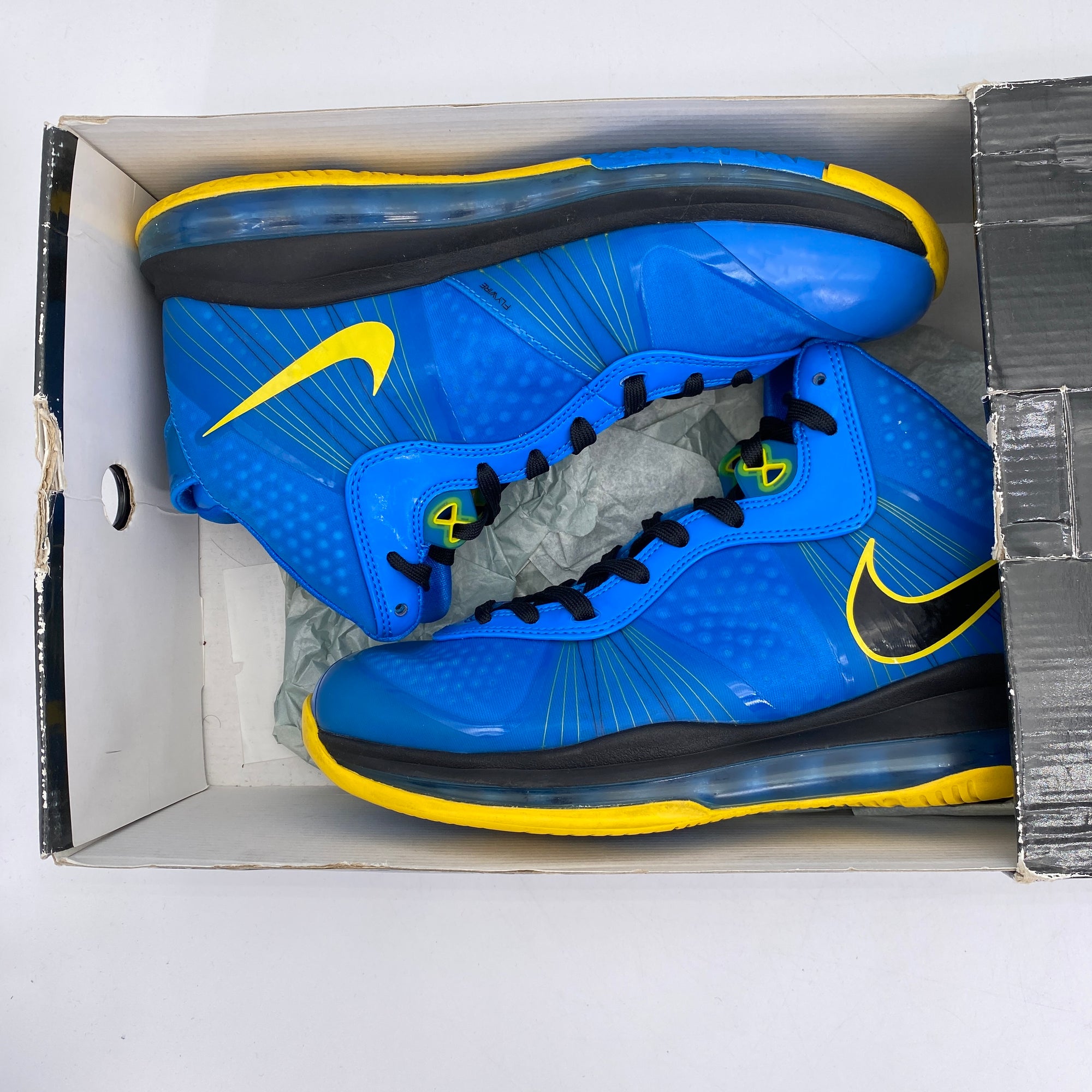 Nike Lebron 8 V/2 Low &quot;Entourage&quot; 2011 Used Size 8