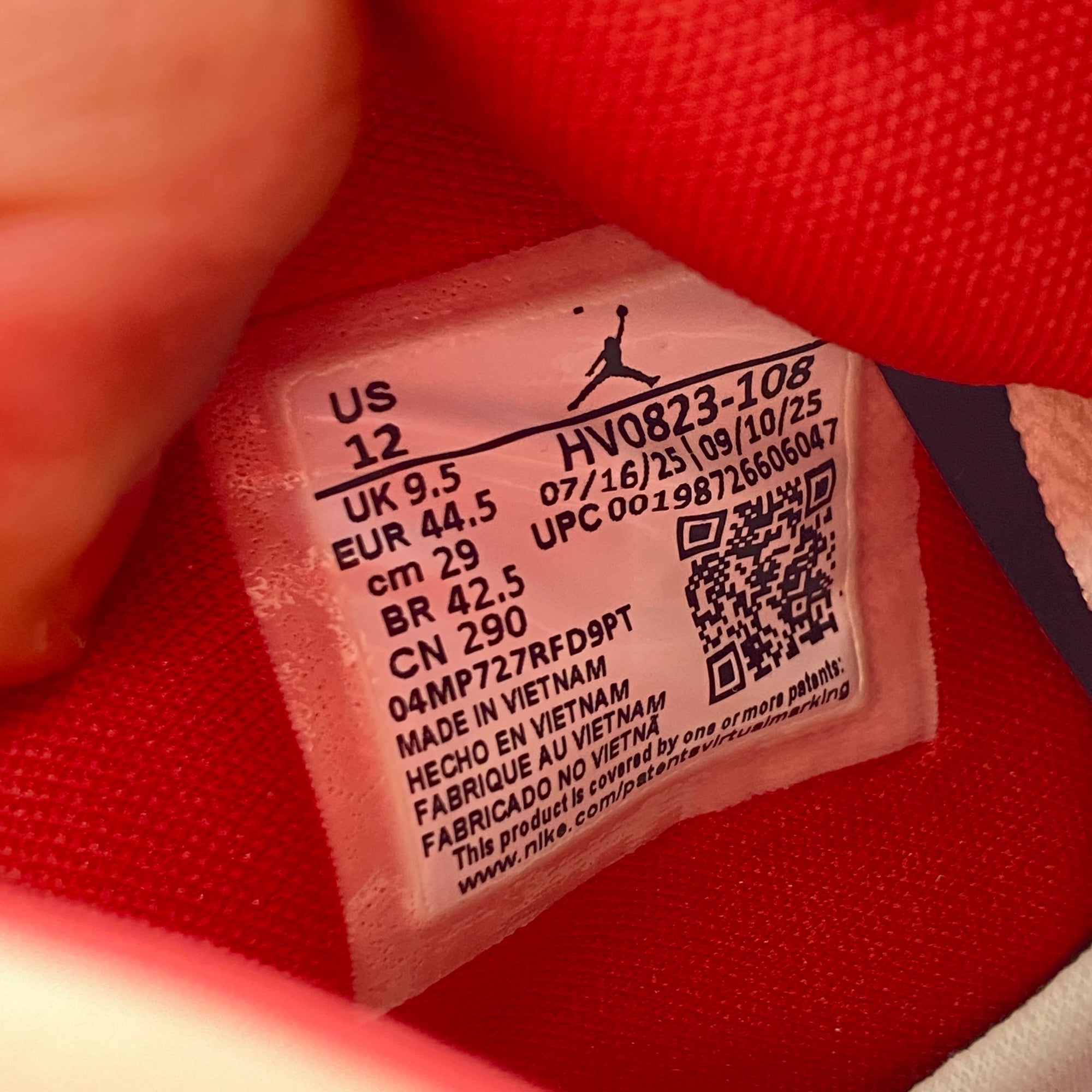 nike shoe store in bangkok city airport