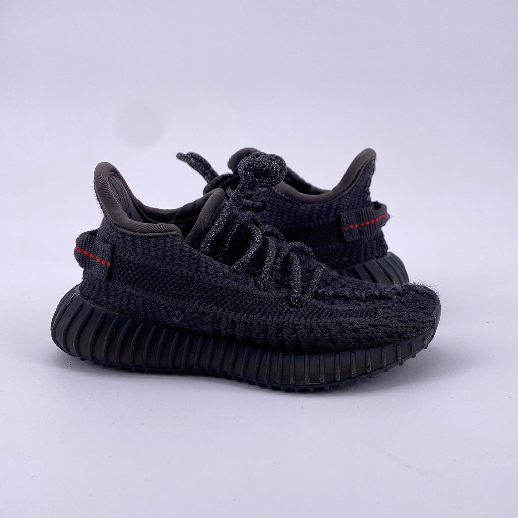 Yeezy (INFANT) 350 V2 "Black" 2019 Used Size 6K