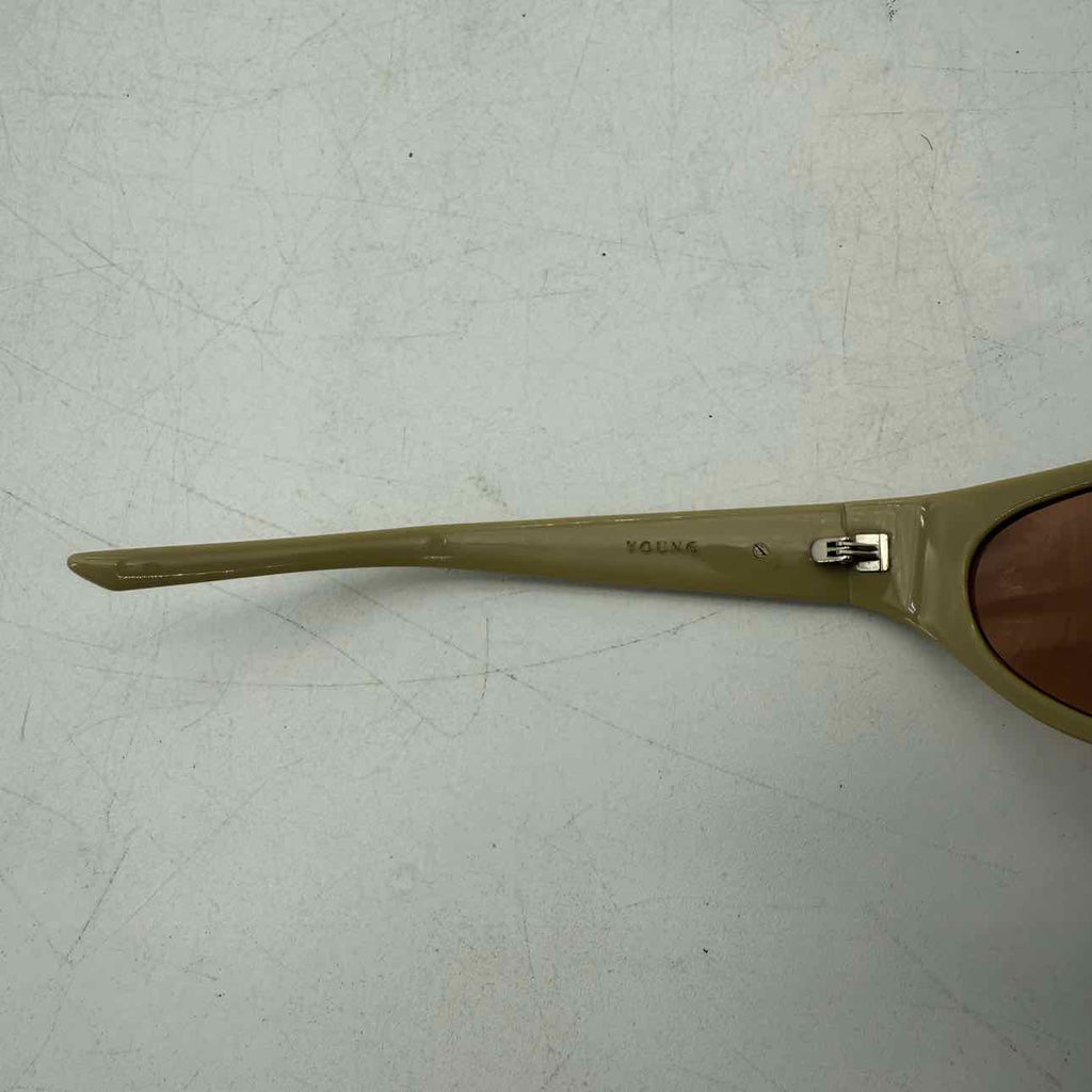 Gentle Monster Sunglasses "SAVAGE Y10" New Yellow Size OS