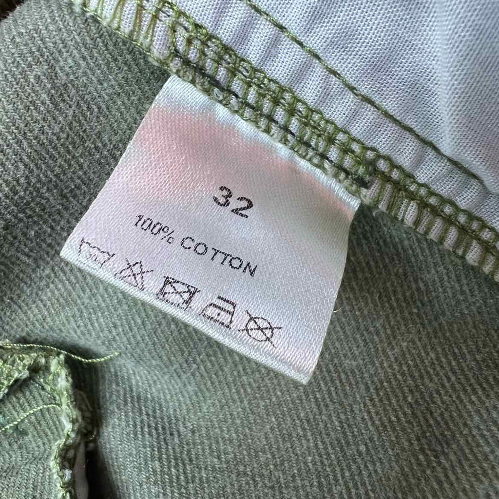 Vale Shorts "VALLEY" Olive Used Size 32