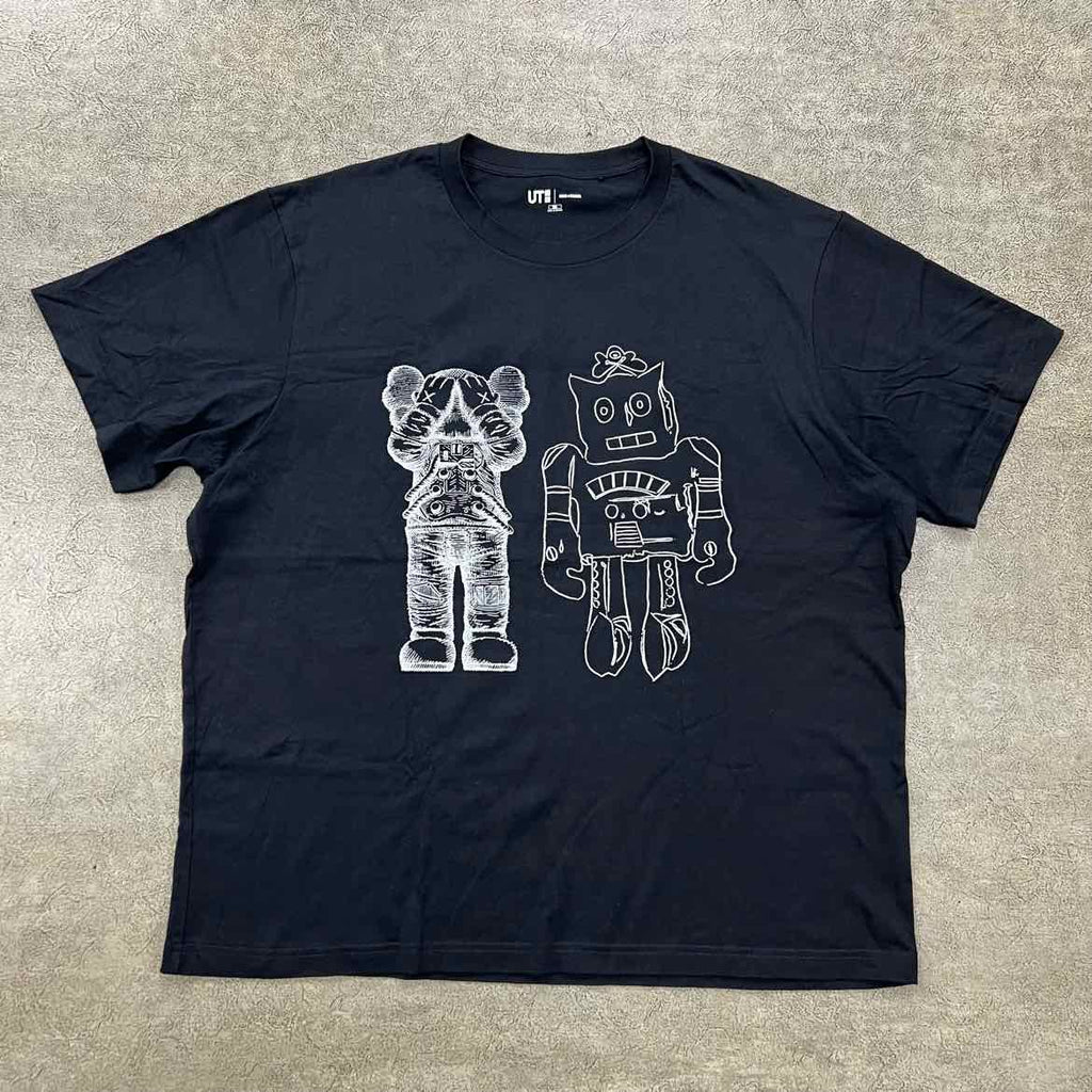 Uniqlo T-Shirt "KAWS X WARHOL" Black Used Size 2XL