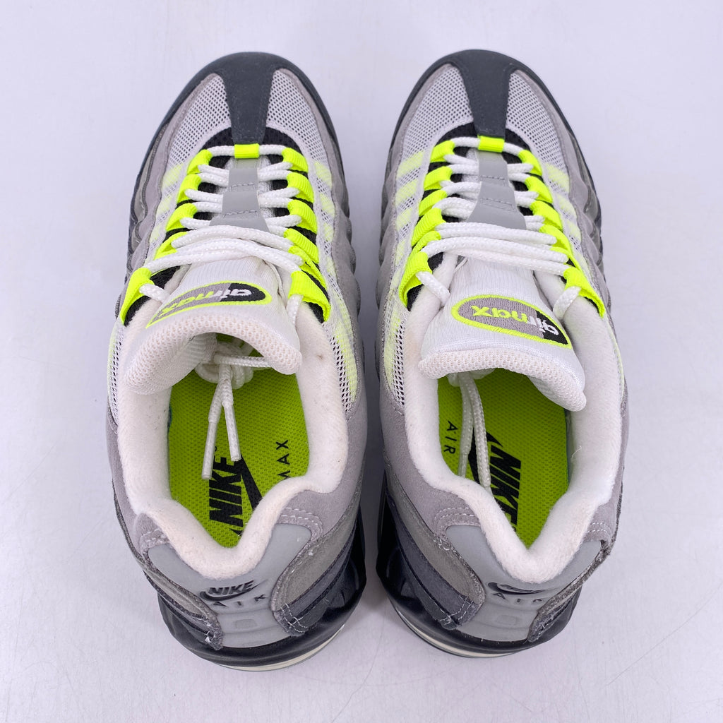 Nike Air Max 95 "Neon" 2024 Used Size 8.5