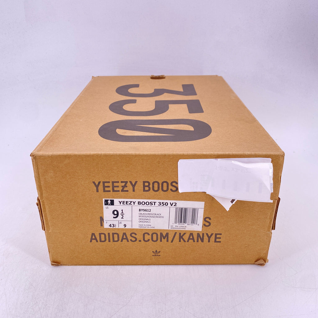Yeezy 350 "Core Black Red" 2016 Used Size 9.5