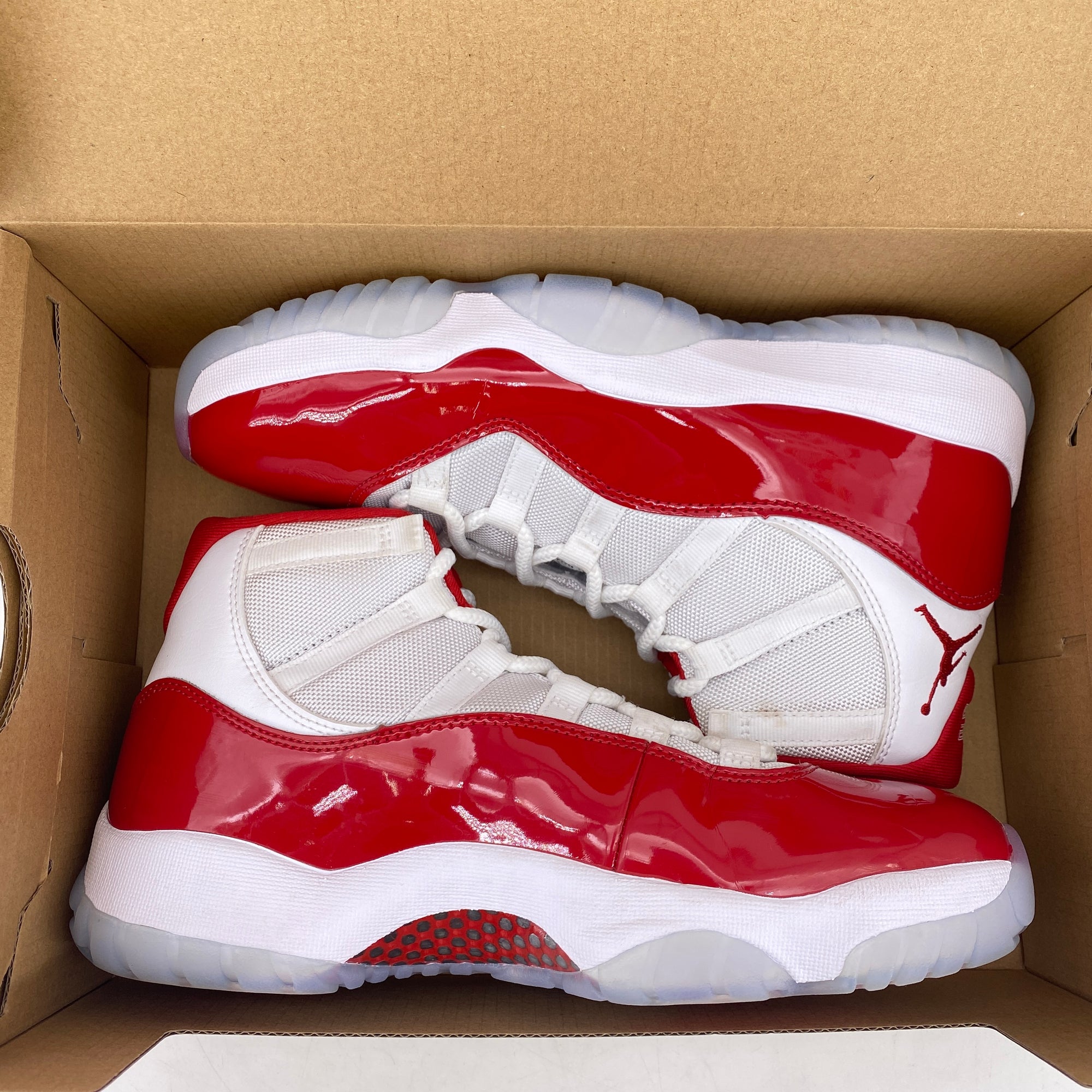 Air Jordan 11 Retro &quot;Cherry&quot; 2022 Used Size 9