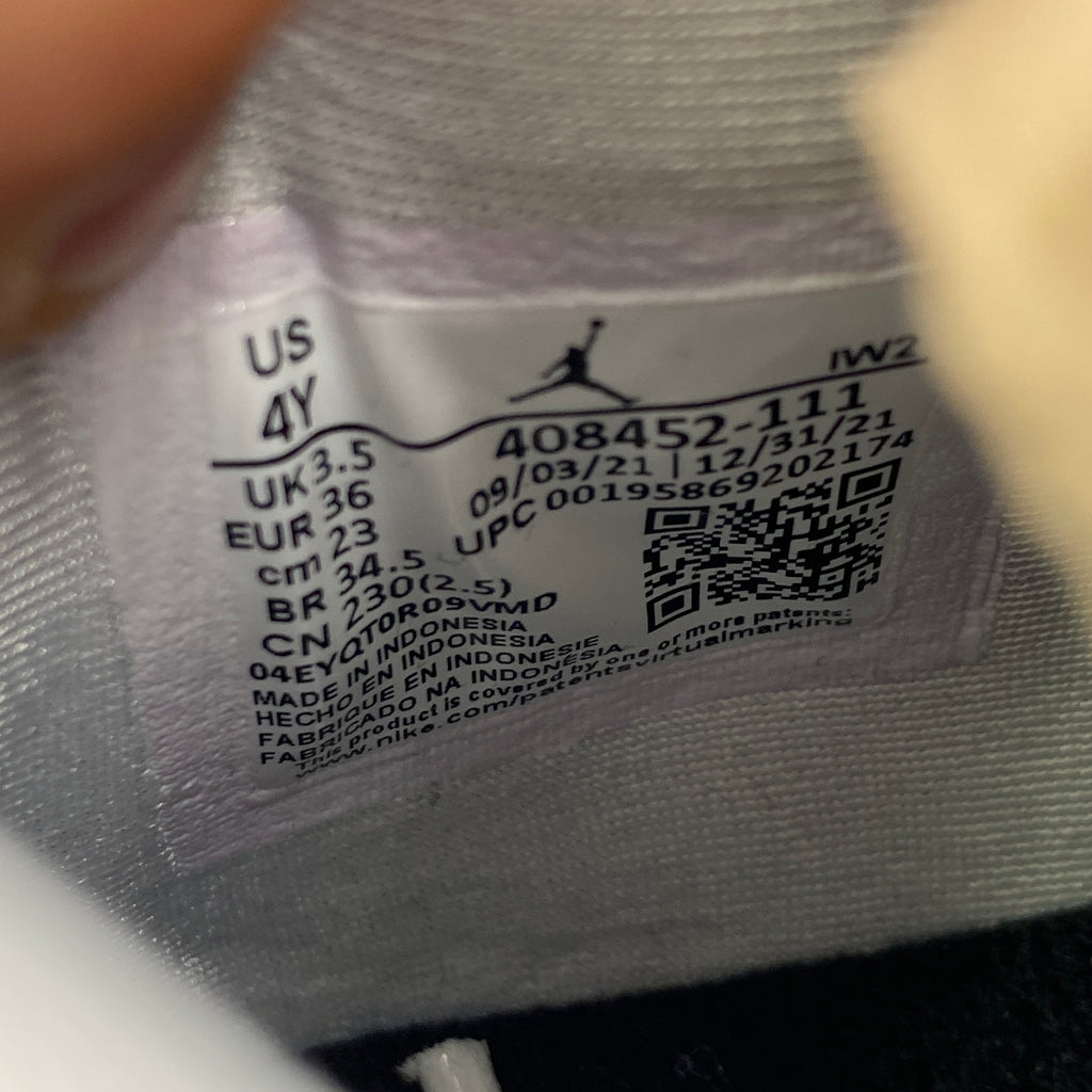 Air Jordan (GS) 4 Retro "Military Black" 2022 New Size 4Y