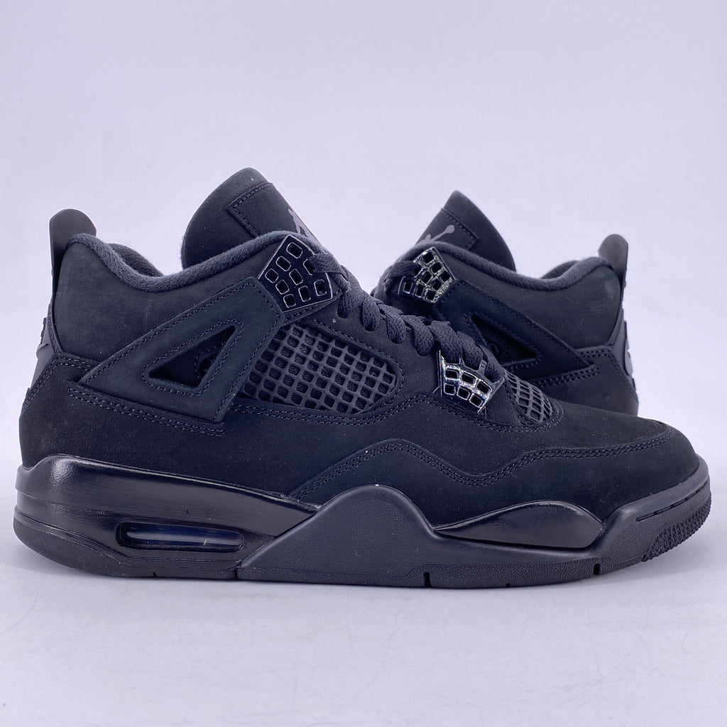 Air Jordan 4 Retro "Black Cat" 2025 Used Size 8.5