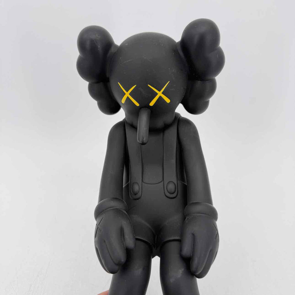 KAWS Figure "SMALL LIE" Used Black Size OS