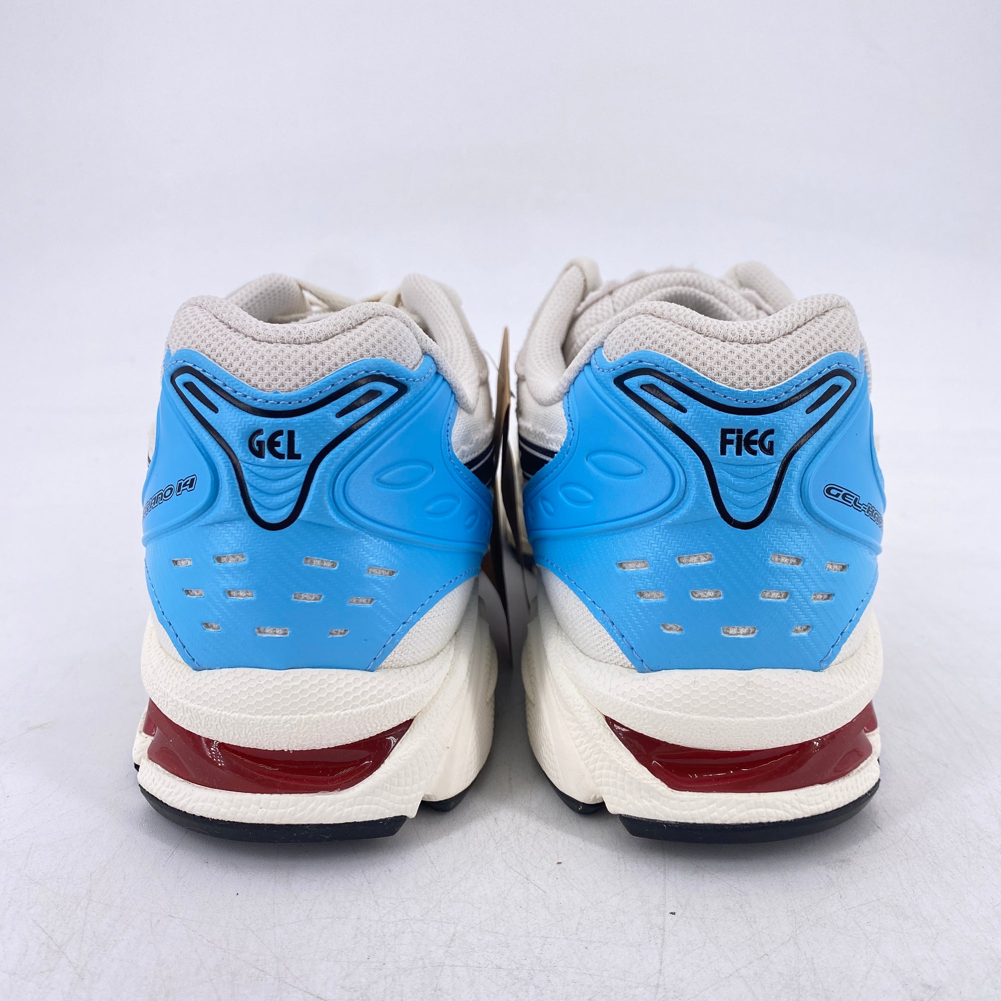 nike zoom foamposite galaxy