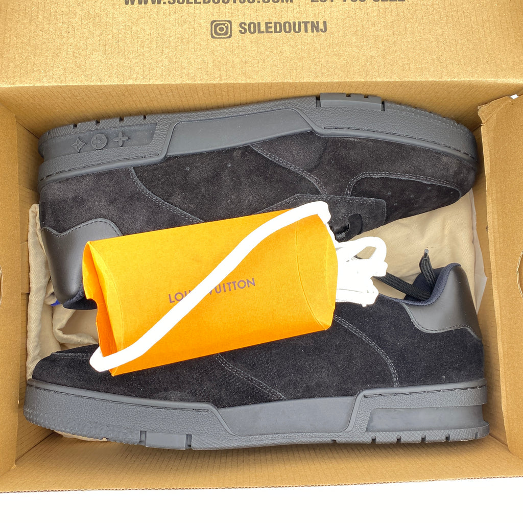 Louis Vuitton Trainer "Suede Black"  Used Size 9LV
