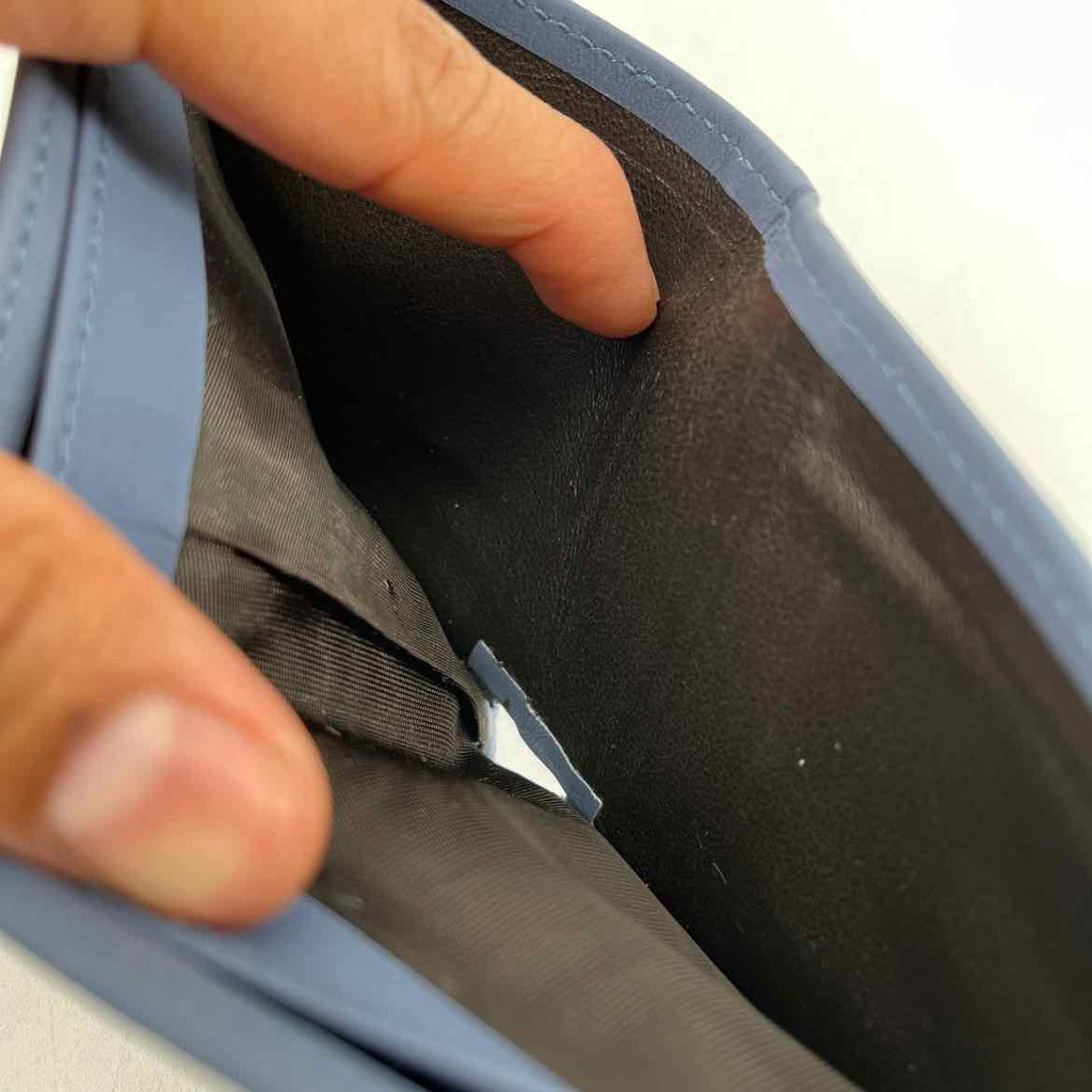 Gucci Wallet "BLUE" Used Blue Wallets