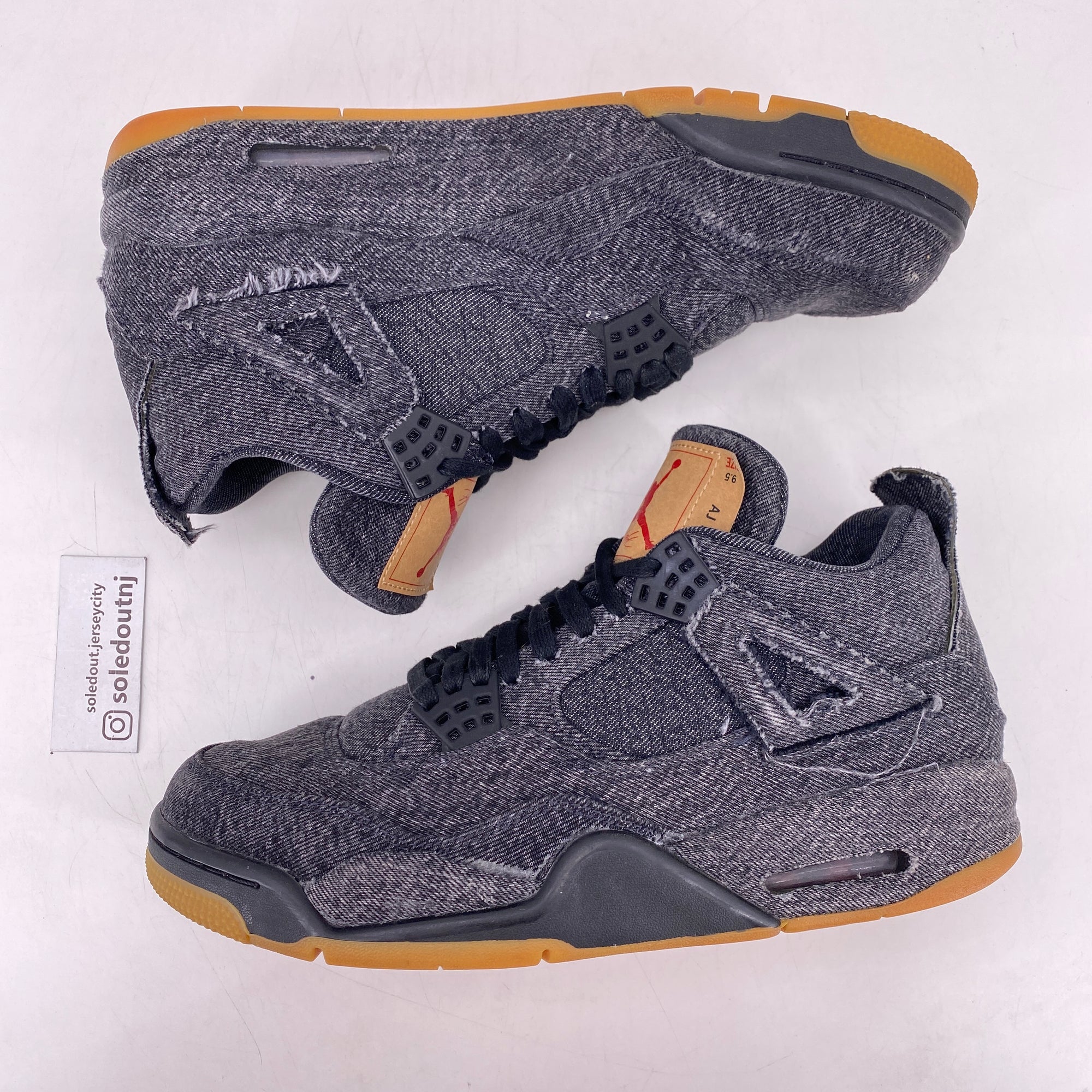 Air Jordan 4 Retro &quot;Levis Black Denim&quot; 2018 Used Size 9.5