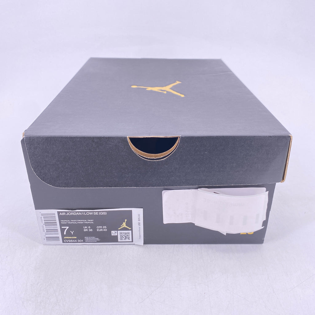 Air Jordan (GS) 1 Low "Tropical Twist" 2021 New Size 7Y