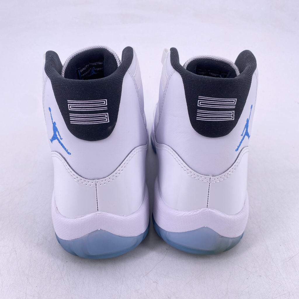 Air Jordan 11 Retro "Legend Blue" 2024 Used Size 8.5