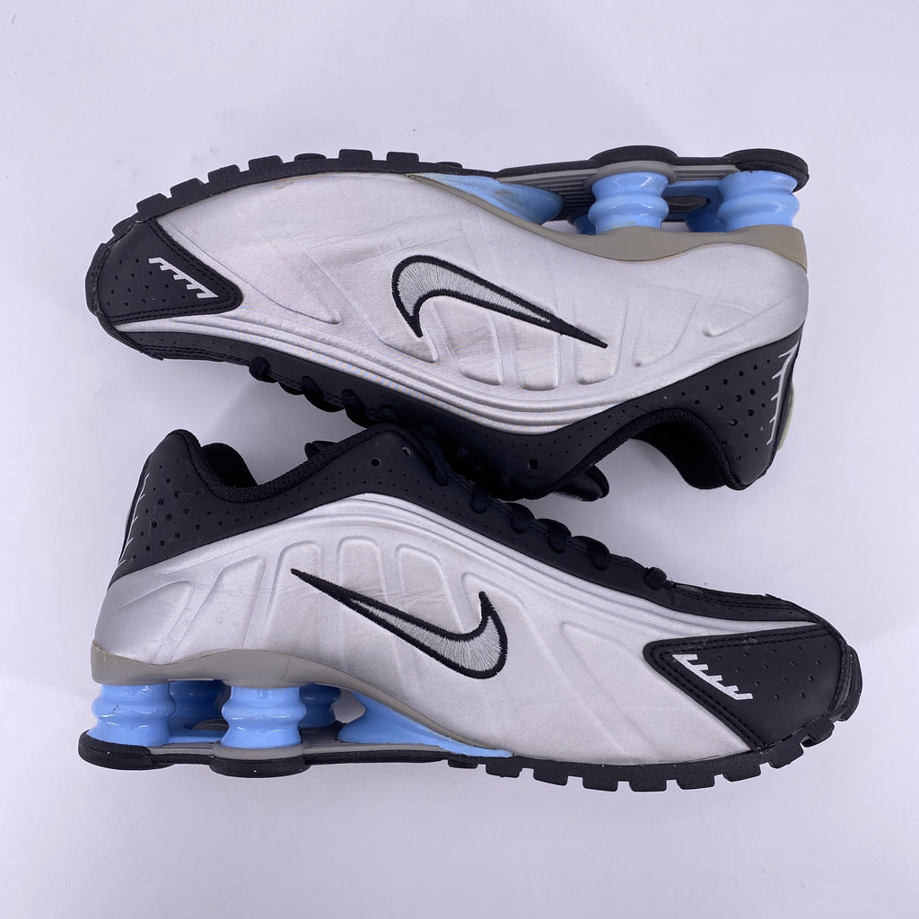 Nike (GS) Shox R4 "Black Psychic Blue" 2025 Used Size 5.5Y