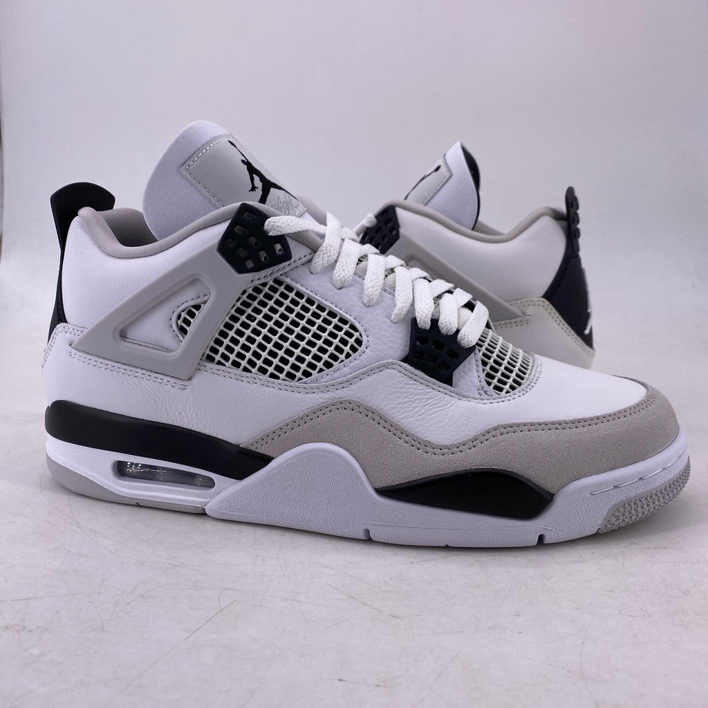 Air Jordan 4 Retro "Military Black" 2022 New (Cond) Size 10