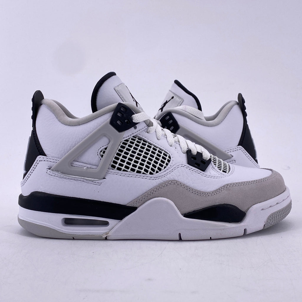 Air Jordan (GS) 4 Retro "Military Black" 2022 New Size 6Y
