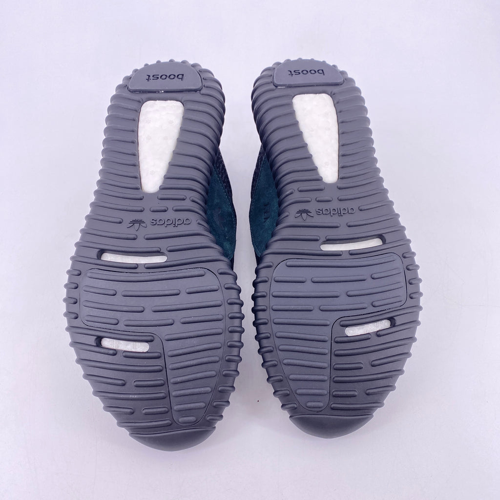 Yeezy 350 "Pirate Black" 2023 New Size 9