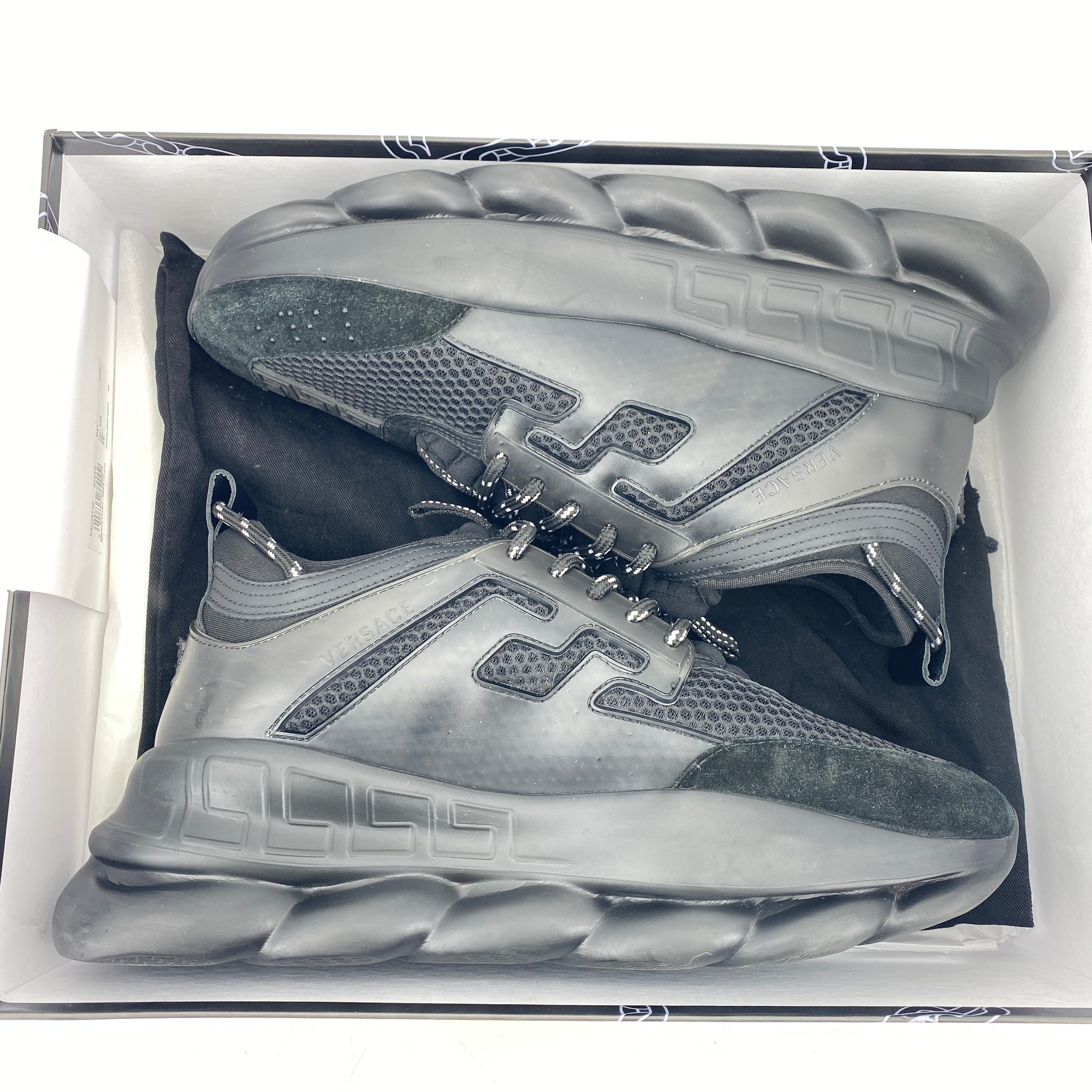 Versace Chain Reaction &quot;Black&quot; 2019 Used Size 44