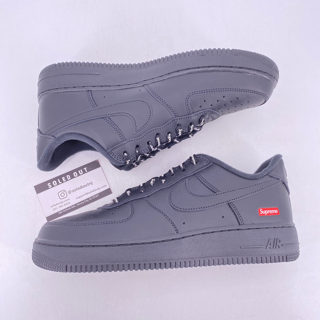 Nike Air Force 1 Low "Supreme Black"  New Size 10