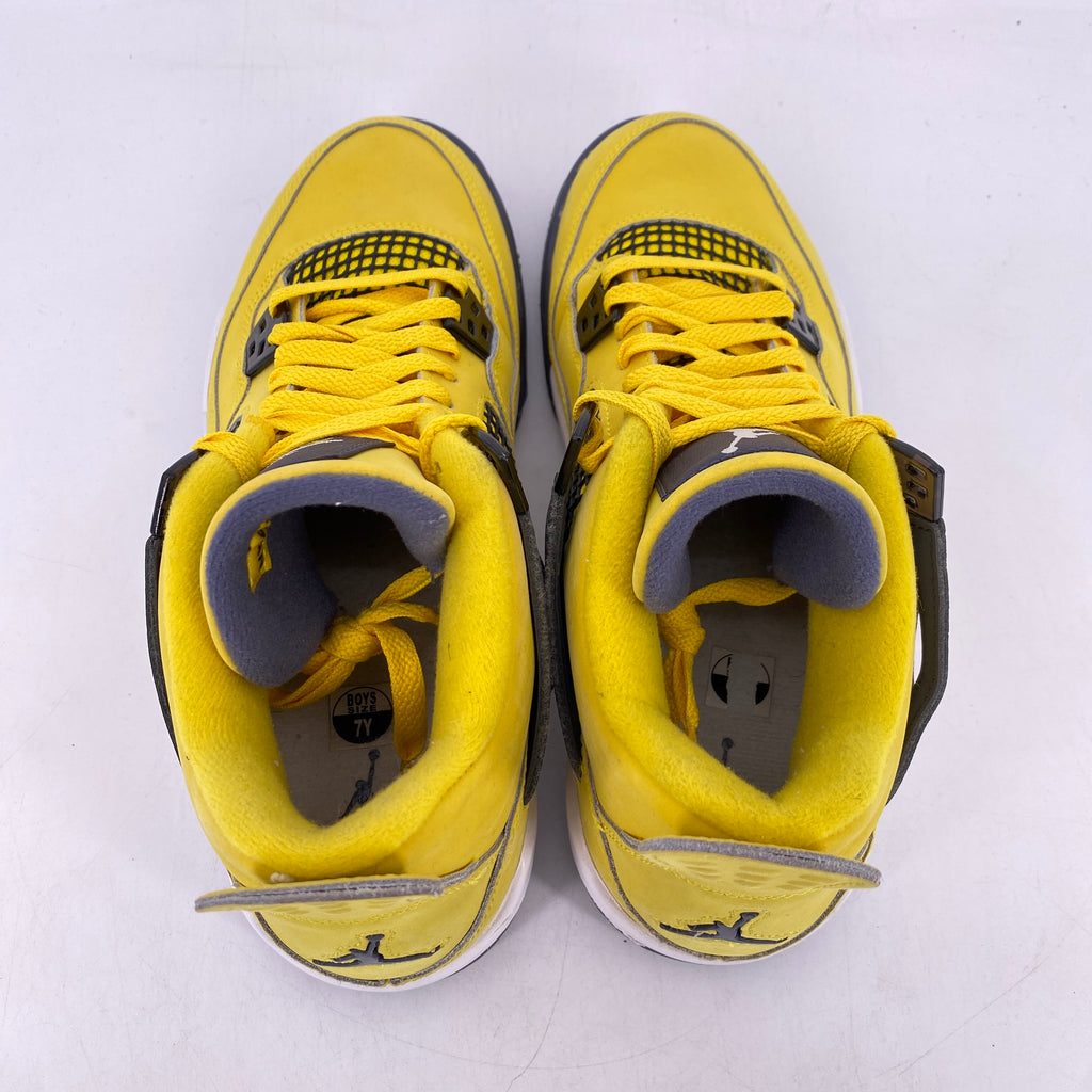 Air Jordan (GS) 4 Retro "Lightning" 2021 Used Size 7Y