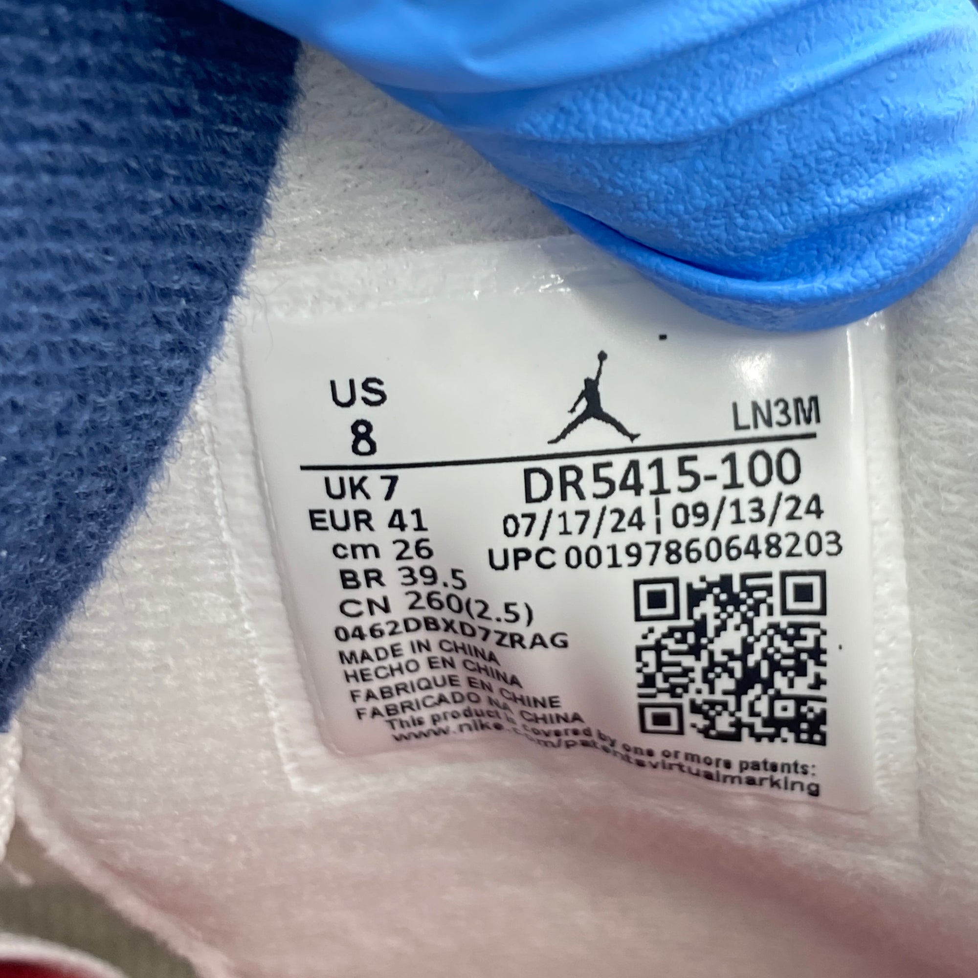 zhenskie krossovki nike air vapormax flymesh sero rozovyj
