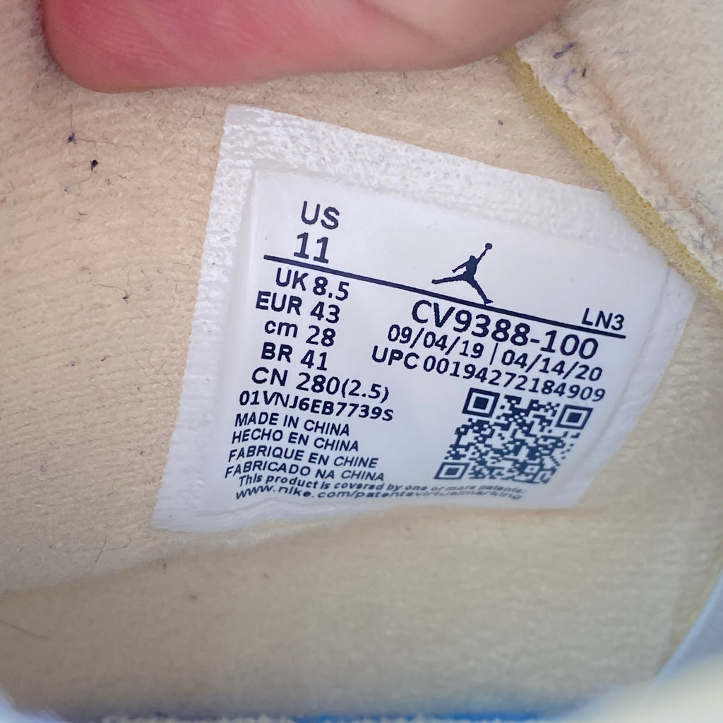 Air Jordan (W) 4 Retro "Ow Sail" 2020 Used Size 11W