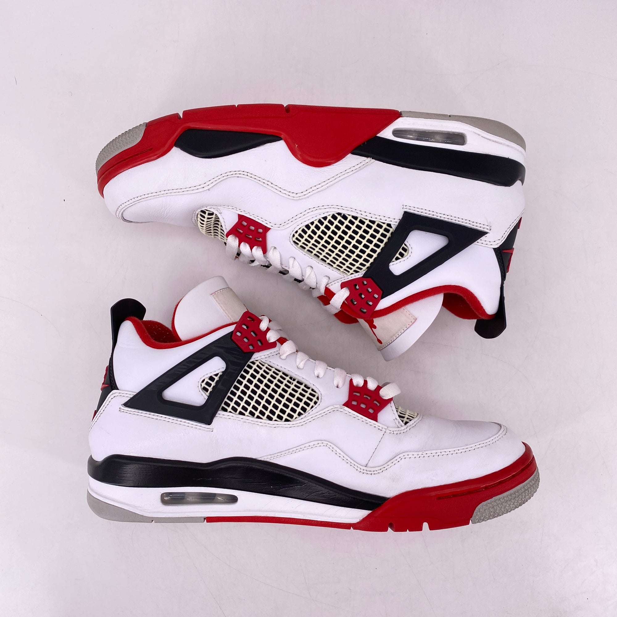 Air Jordan 4 Retro &quot;Fire Red&quot; 2020 Used Size 10