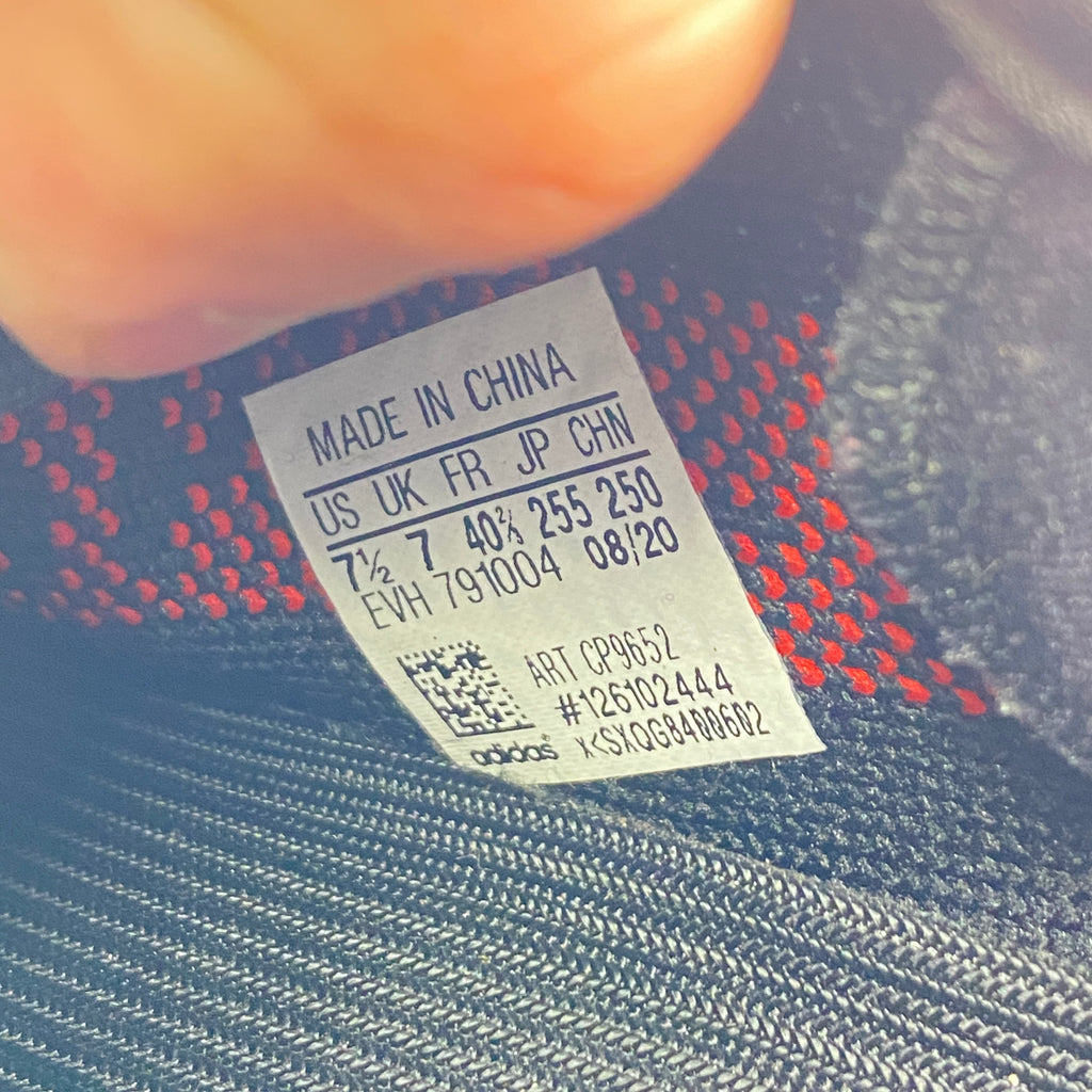 Yeezy 350 v2 "Bred" 2020 Used Size 7.5