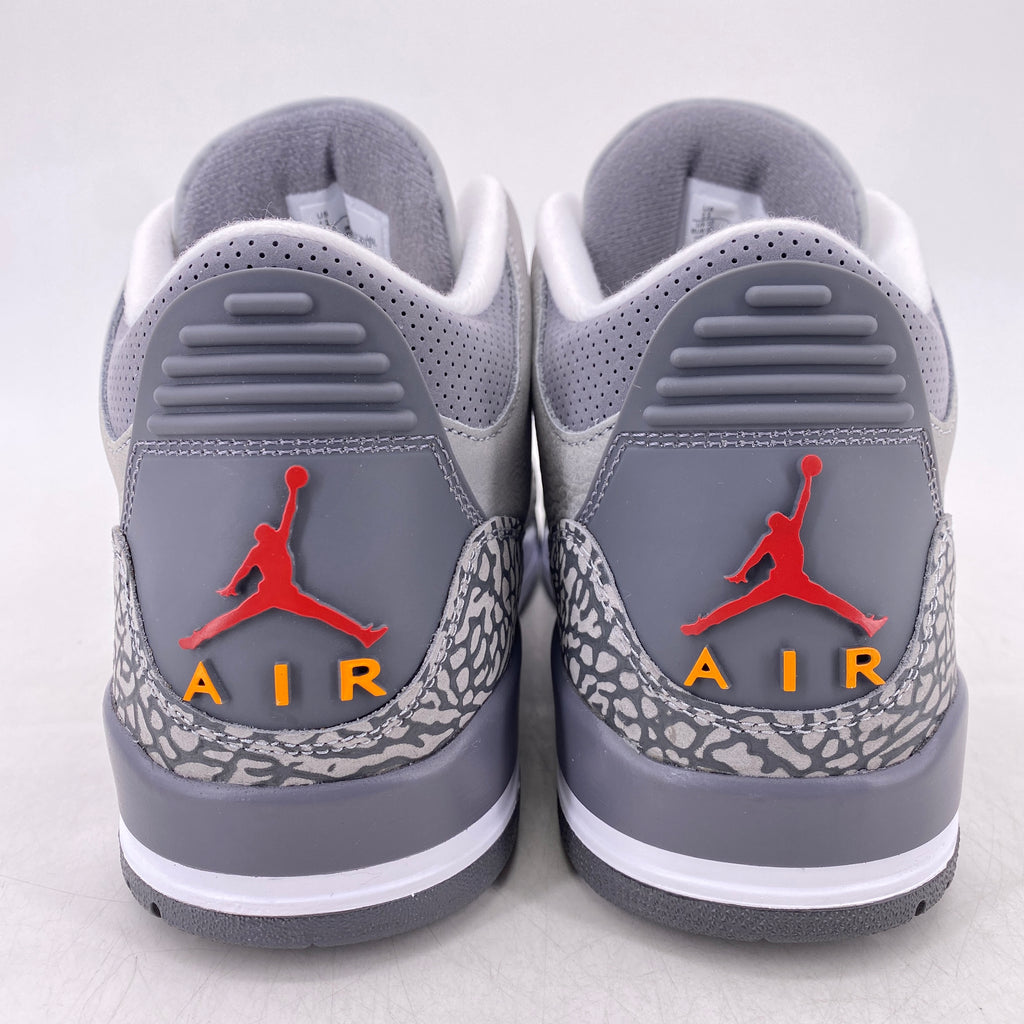 Air Jordan 3 Retro "Cool Grey" 2021 Used Size 11