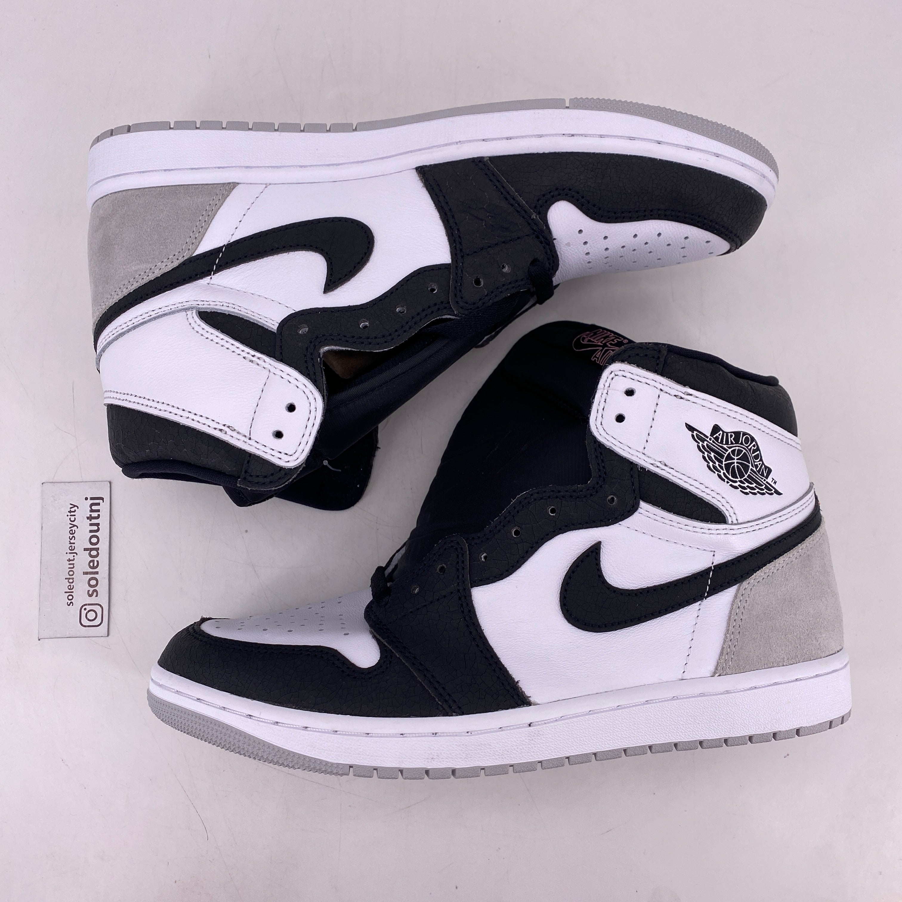 Nike Air Jordan 1 Mid GS black/bleached Coral-white Sneakers good Sz 4y Shoes