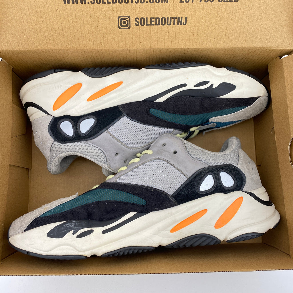 Yeezy 700 "Waverunner" 2019 Used Size 11