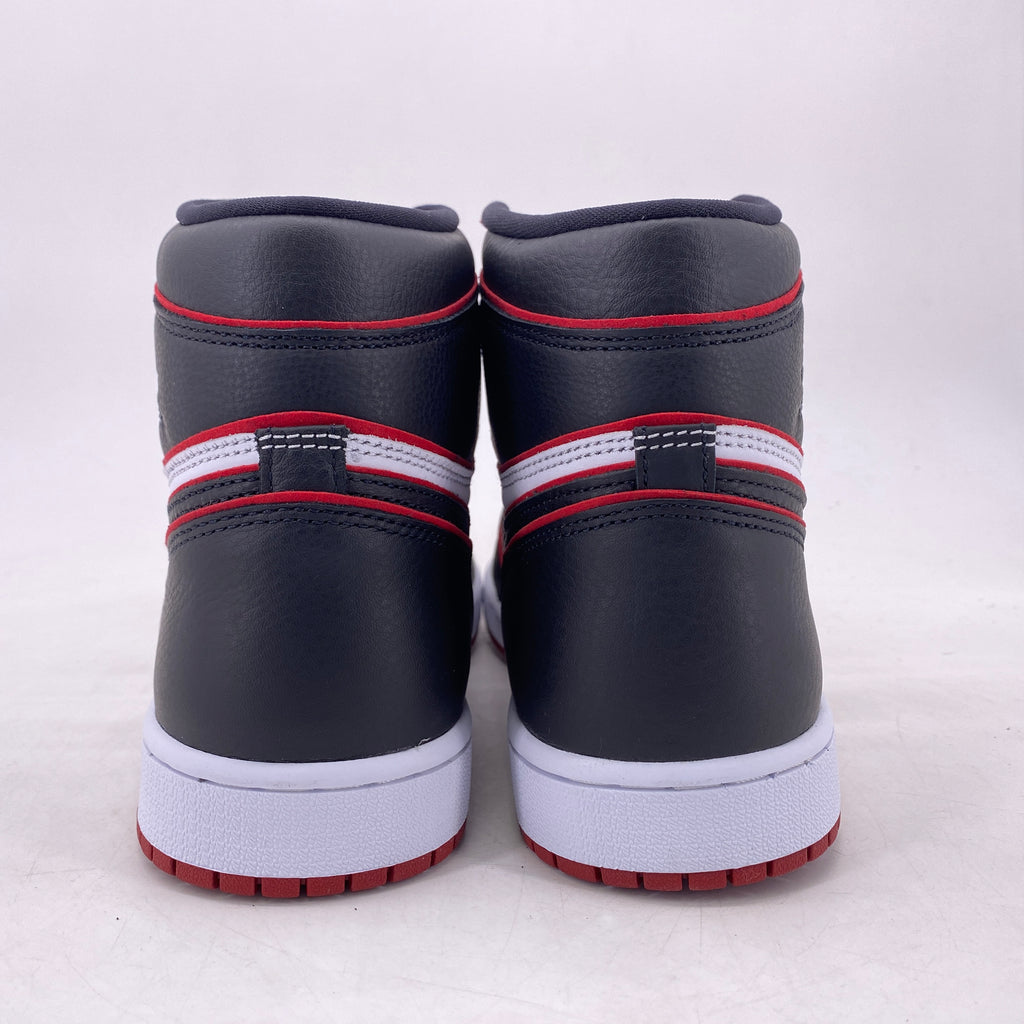 Air Jordan 1 Retro "Bloodline" 2019 New Size 10