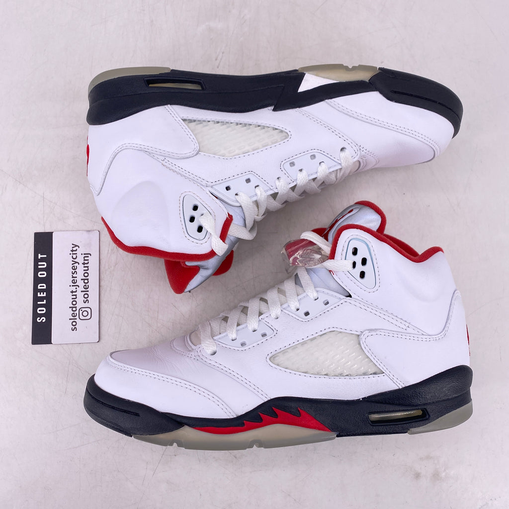Air Jordan (GS) 5 Retro "Fire Red" 2020 Used Size 7Y