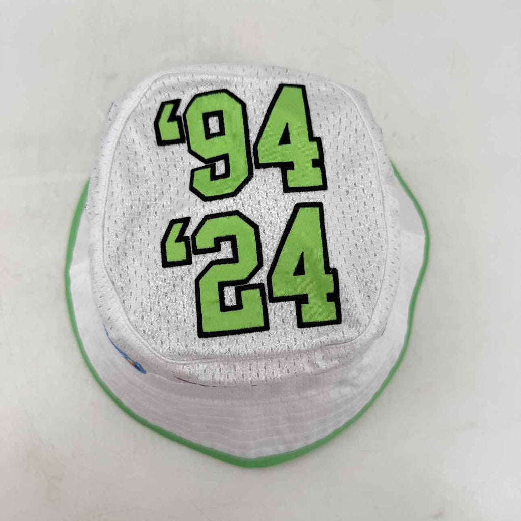 Supreme Bucket Hat "PLAYOFFS" 2025 New White Size M/L