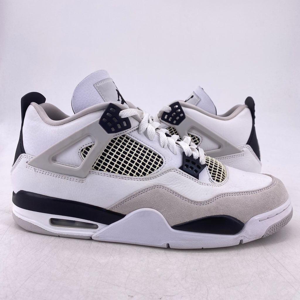 Air Jordan 4 Retro "Military Black" 2022 Used Size 12