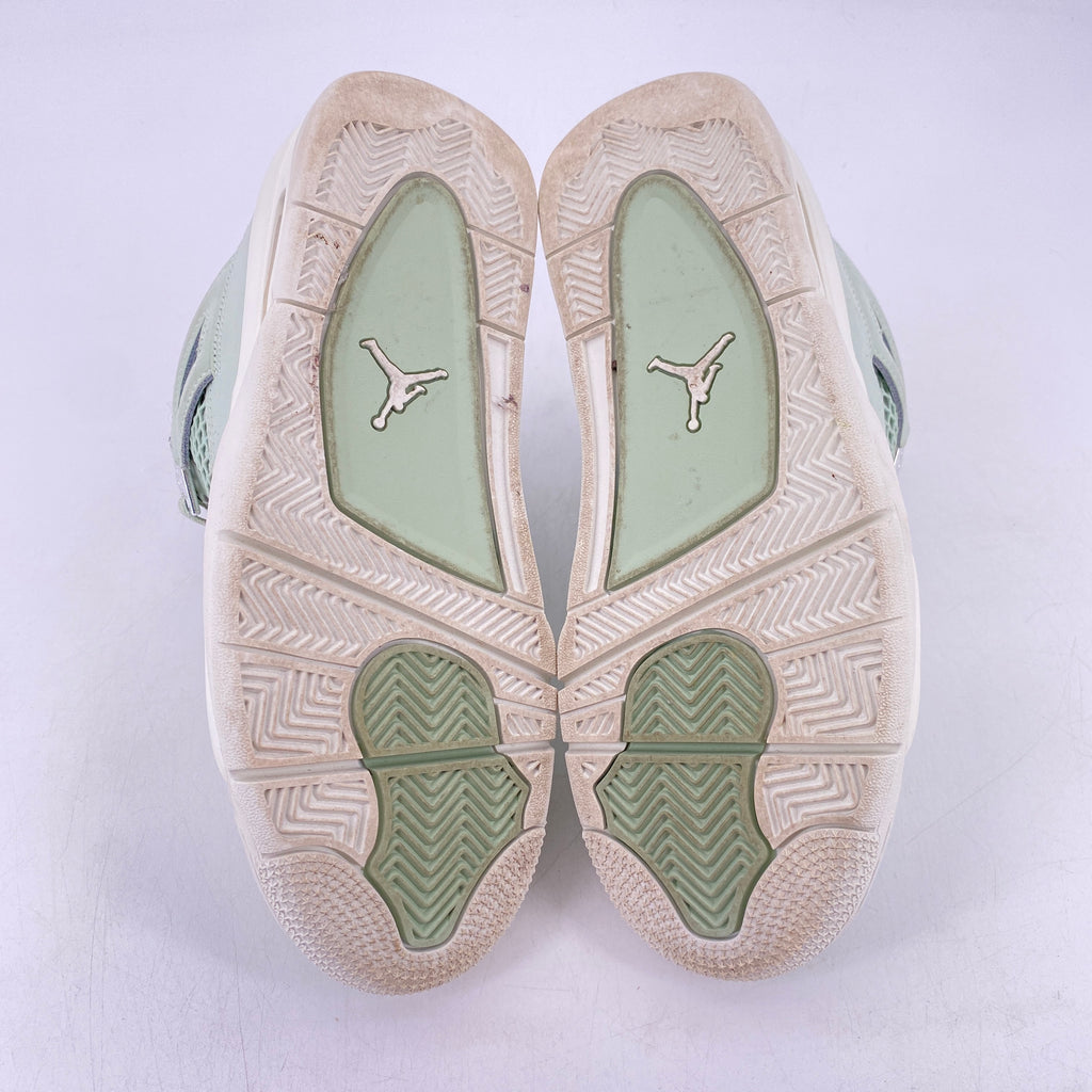 Air Jordan (W) 4 Retro "Seafoam Sail" 2025 Used Size 8W