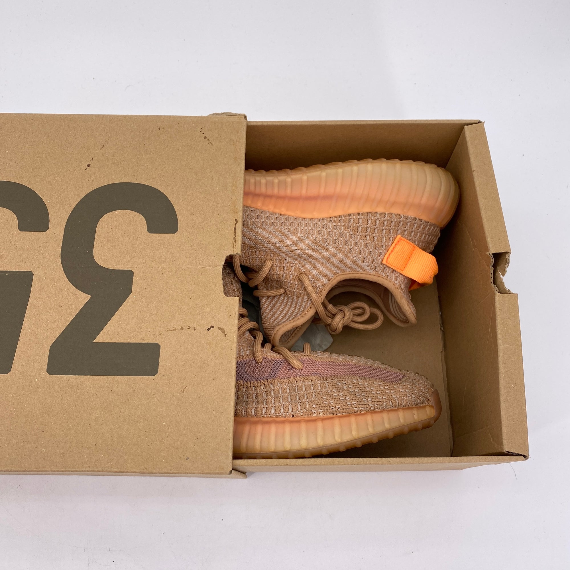 Yeezy 350 v2 &quot;Clay&quot; 2019 Used Size 9