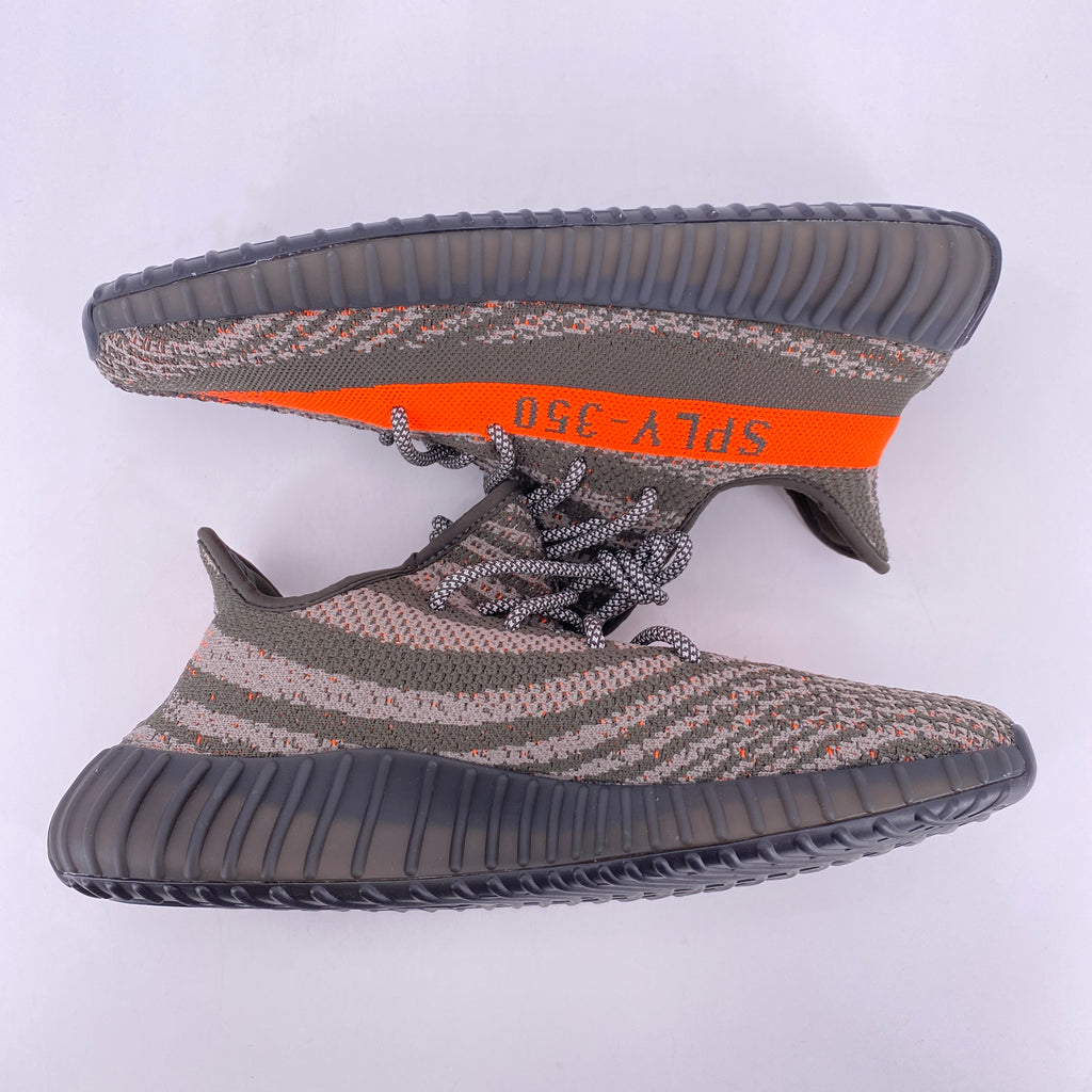 Yeezy 350 v2 "Carbon Beluga" 2024 Used Size 11.5