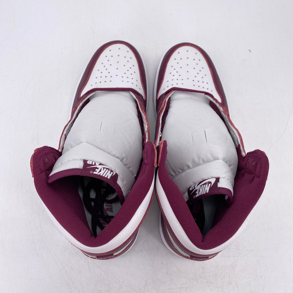Air Jordan 1 Retro High OG "Bordeaux" 2021 New Size 10.5