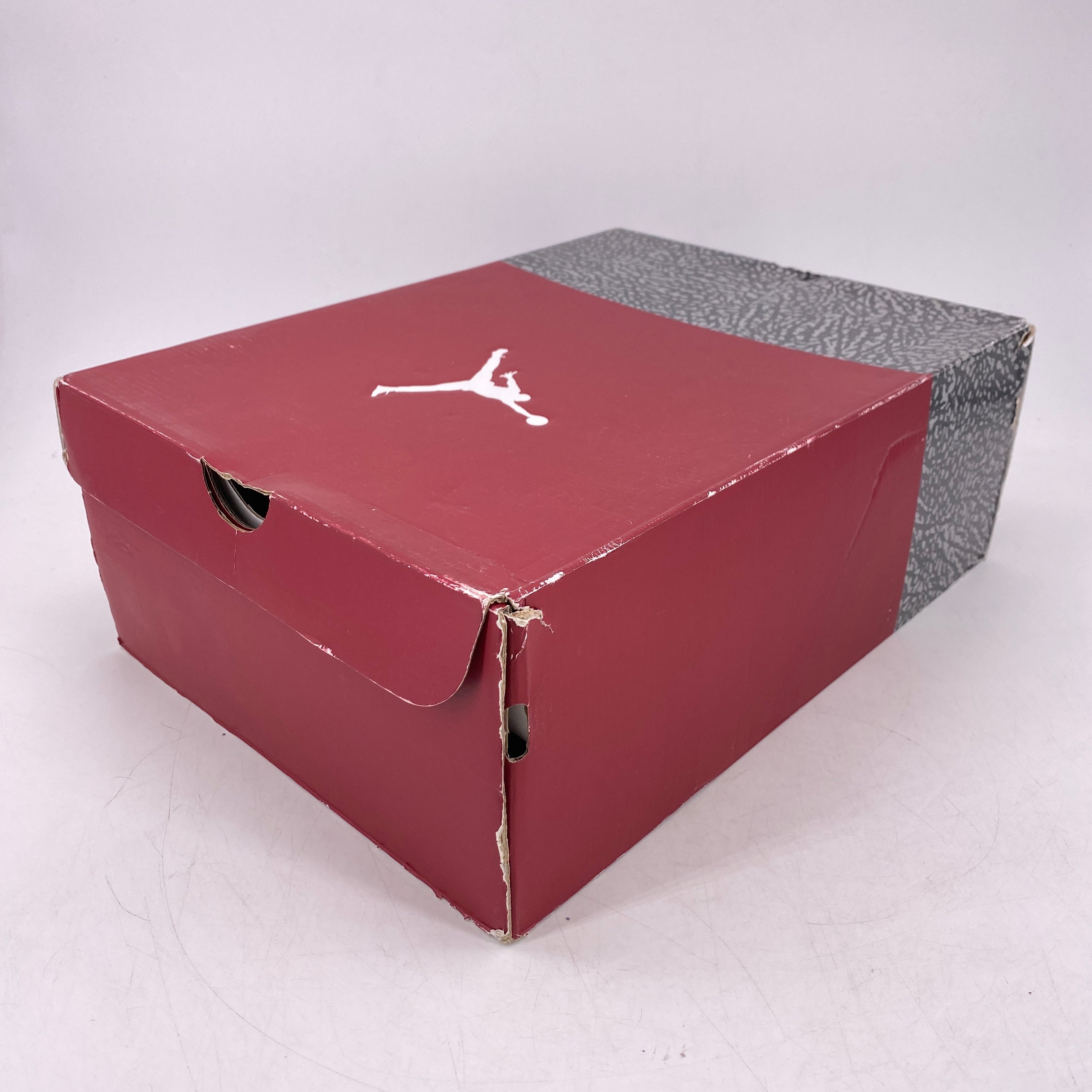 Air Jordan 3 Retro &quot;Cardinal Red&quot; 2022 Used Size 10.5