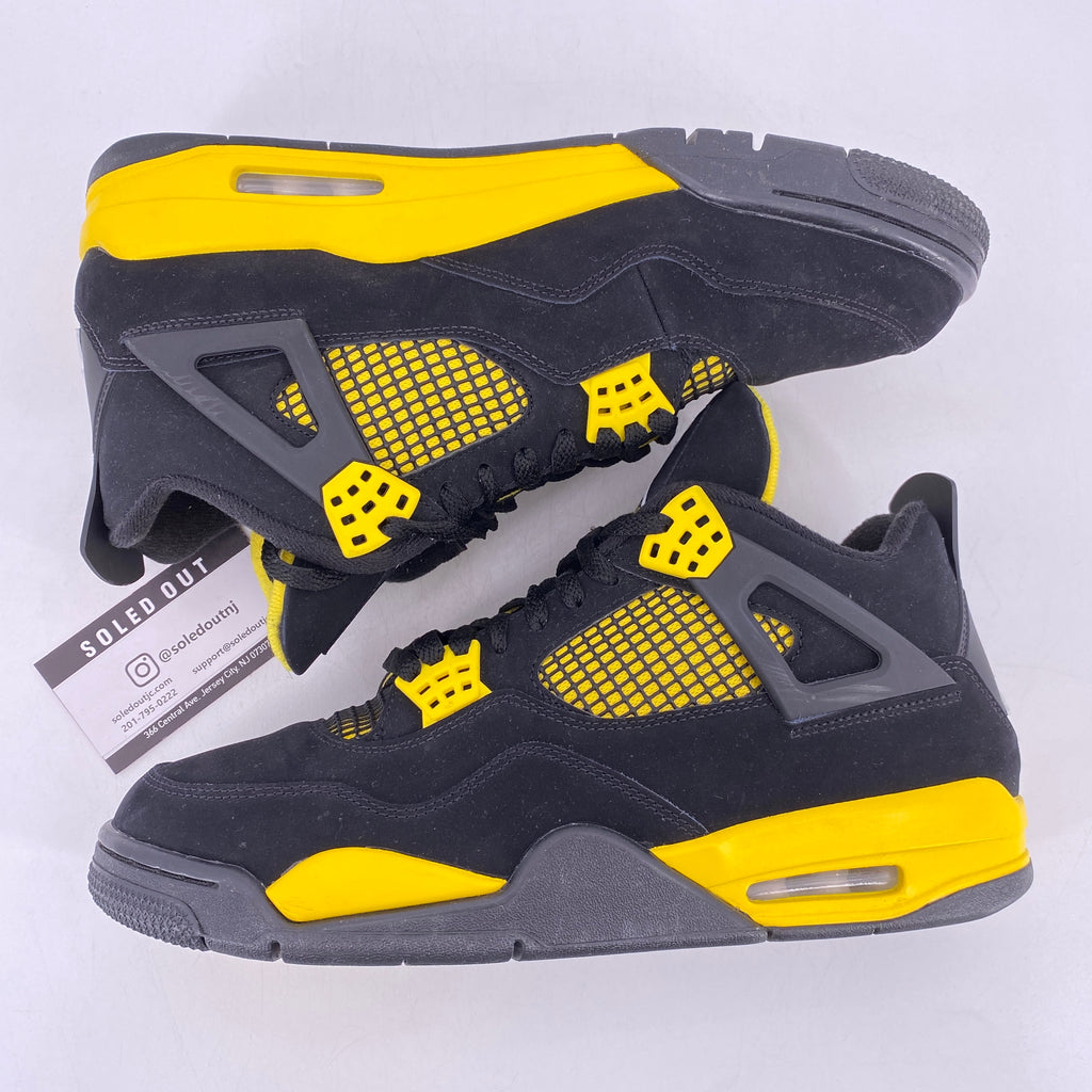 Air Jordan 4 Retro "Thunder" 2023 Used Size 11