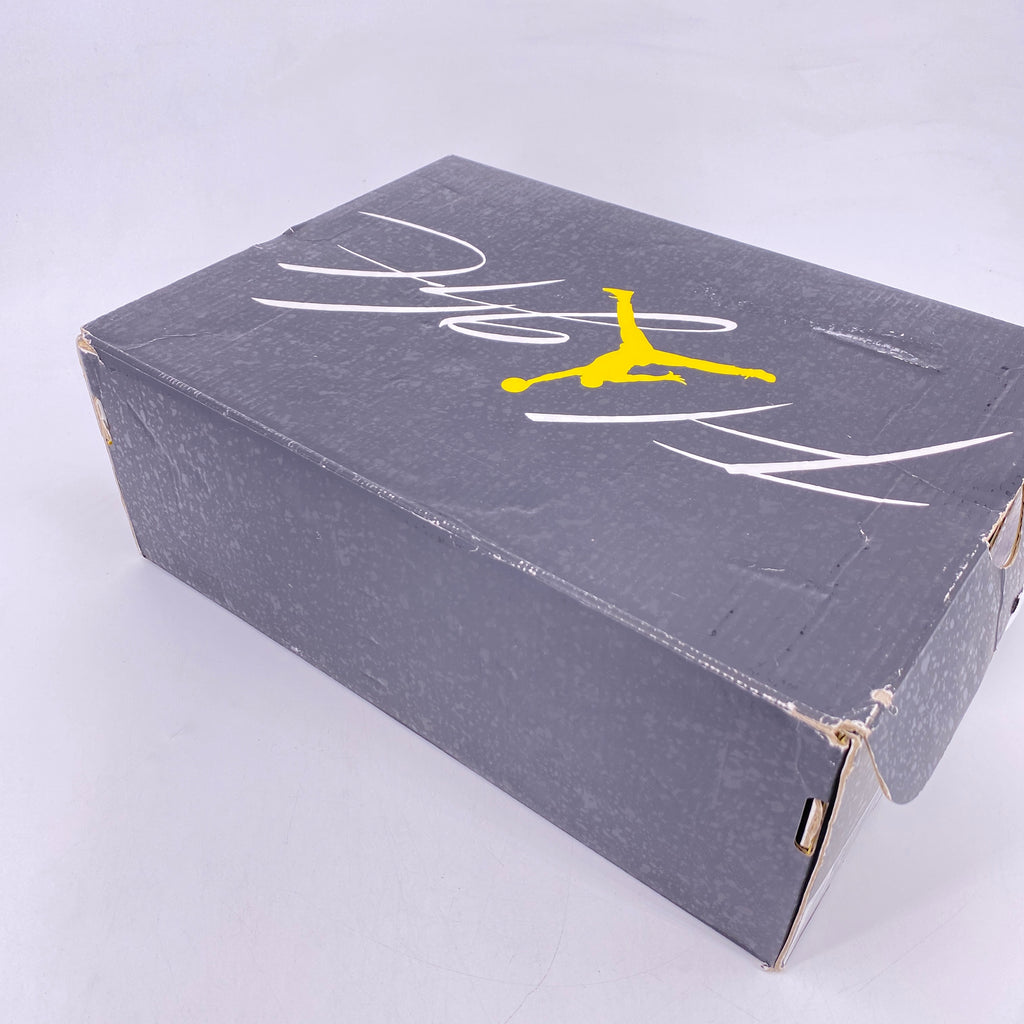 Air Jordan 4 Retro "Thunder" 2023 Used Size 8.5