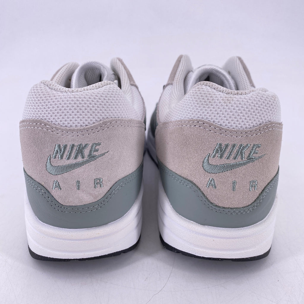 Nike Air Max 1 "White Mica Green" 2023 Used Size 11.5