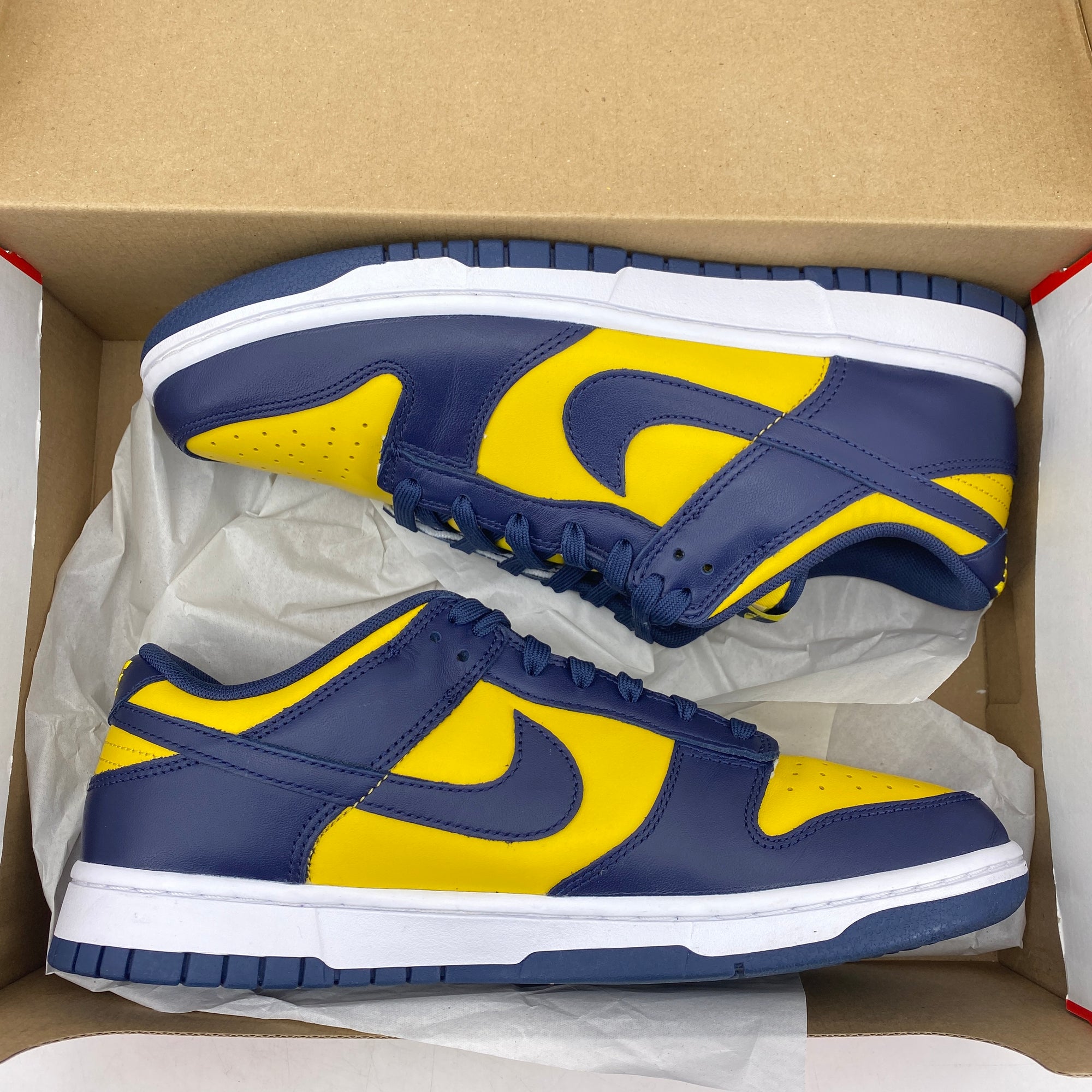 Nike Dunk Low &quot;Michigan&quot; 2021 Used Size 9.5