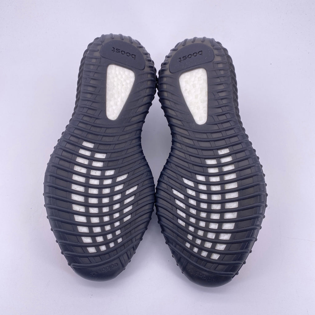 Yeezy 350 v2 "Core Black Red" 2016 New Size 10.5